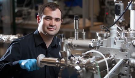 A new technique developed by a Binghamton University physicist and his colleagues will improve the quality of flexible, conductive, transparent glass.