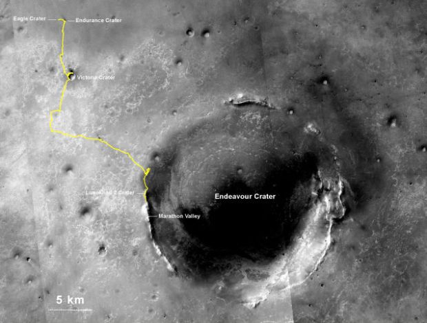 NASA reports that the Mars Rover has clocked up 25.01 miles of driving on the Red Planet—setting a record for the longest distance a vehicle has driven outside Earth. (Credit: NASA)
