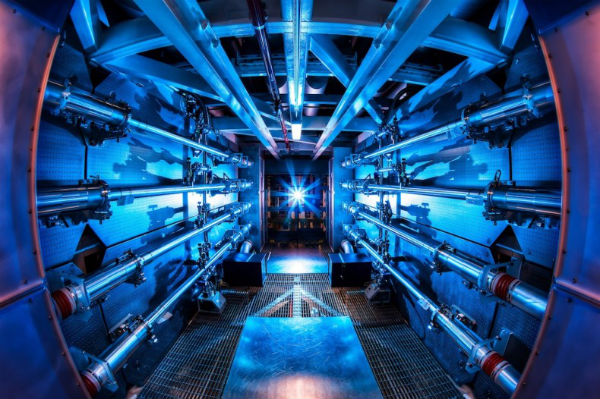 Physicists in the US have compressed a synthetic diamond to pressures of 50 million Earth atmospheres to recreate conditions in the cores of giant planets. (Credit: National Ignition Facility)