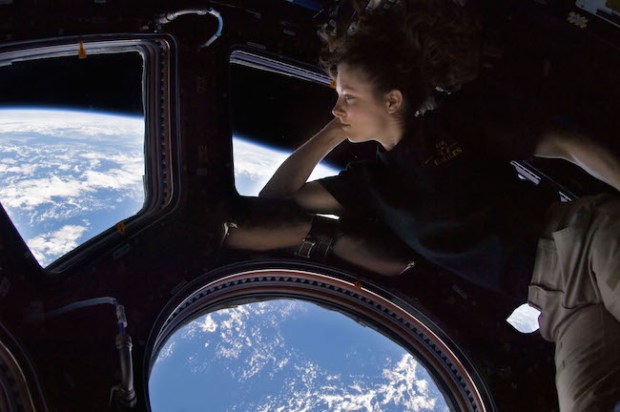 the space specialist said that the ISS surface was polluted very strongly due to operation of space engines and other factors. “We are conducting special works to polish somehow and put illuminators in order. This is particularly needed during long space flights,” Solovyev added.