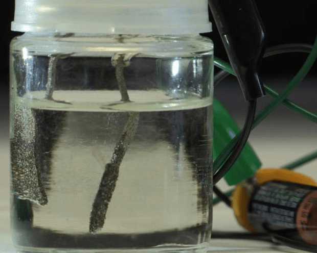 The nickel-based catalyst is just as effective as platinum. (Credit: Tunnicliffe, Stanford)