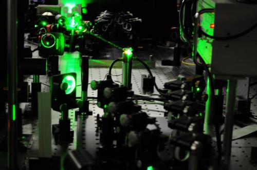 Picture of the laser system with which the hydrogen molecules were investigated on earth. (Credit: LaserLaB VU University Amsterdam/Wim Ubachs)