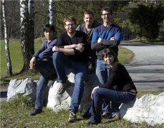 The Erbium Team (from left): Kiyotaka Aikawa, Albert Frisch, Simon Baier, Michael Mark, and Francesca Ferlaino (not pictured: Cornelis Ravensbergen) (Credit: University of Innsbruck)