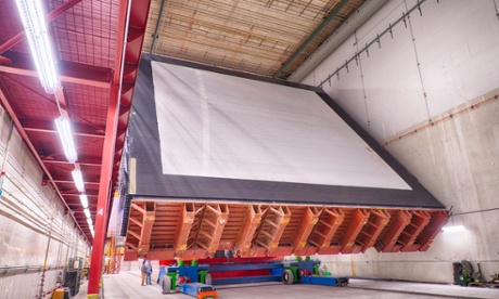  Construction of Noνa, apparently the biggest free-standing plastic structure in the world. And a neutrino detector. Photograph: FNAL 