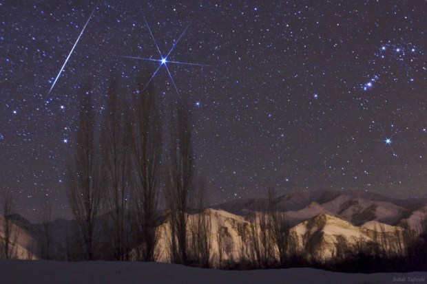 The annual Geminid meteor shower peaks on December 13/14 and as expected it displayed a fascinating show in 2009. (Credit:  Babak A. Tafreshi, TWANight)