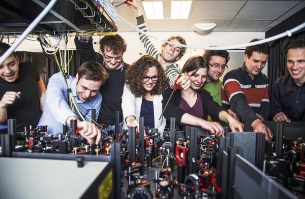 Ronald Hanson and his group at Delft University (Image Credit: Michel van Baal)